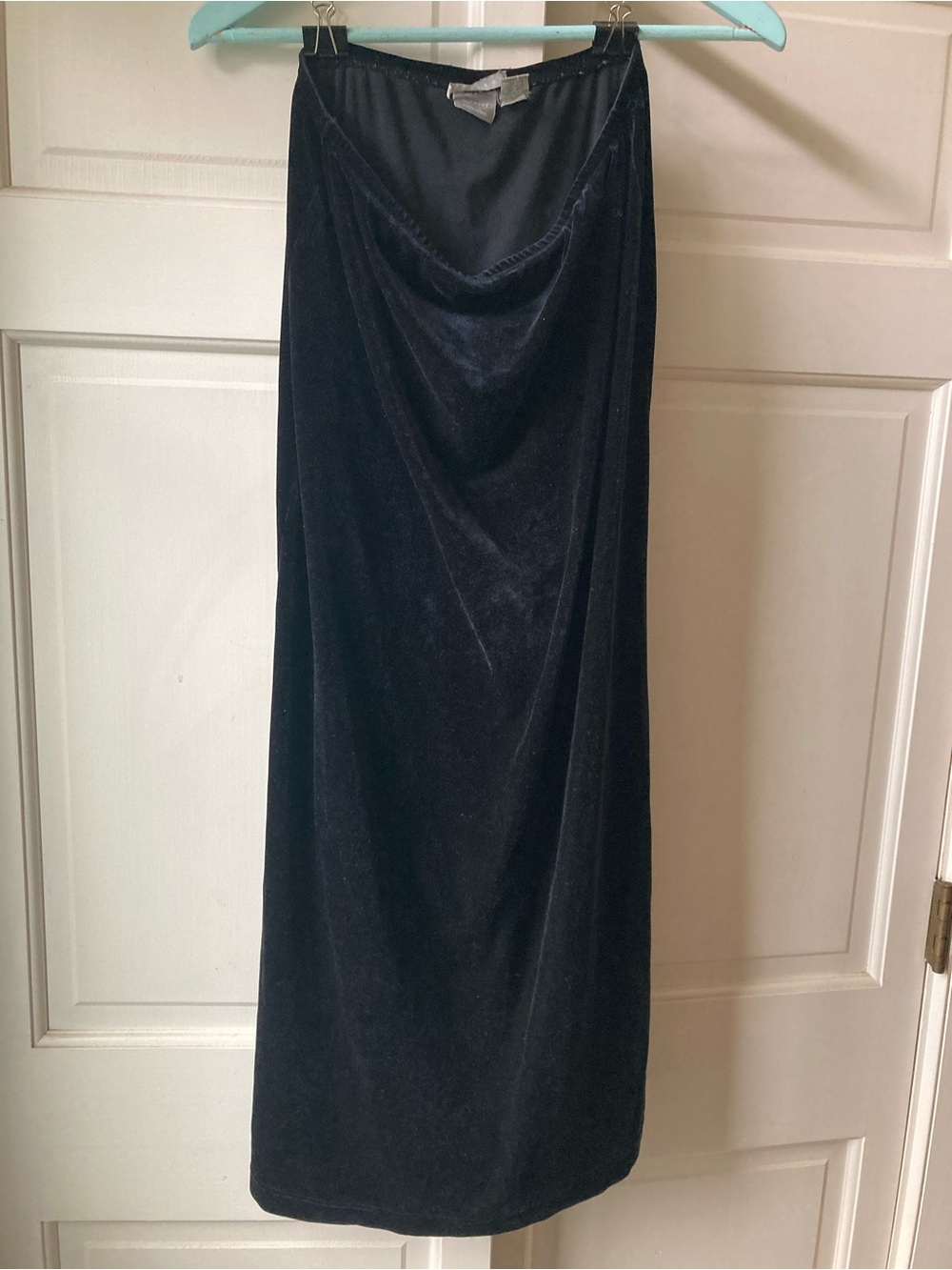 Old Navy Black Velvet Maxi Skirt with Elastic Waist